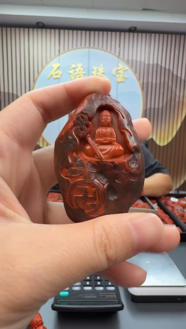 未镶嵌雕刻南红玛瑙048ZB1112产品一个