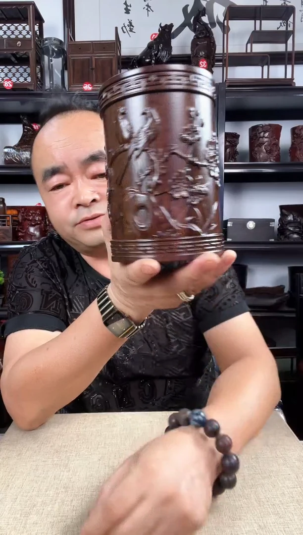 木梅花笔筒老李红木工艺品