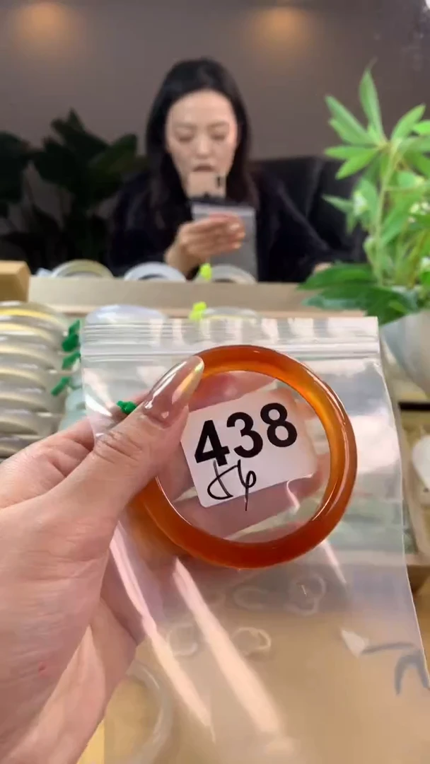 【闪购商品】玛瑙/玉髓手镯未镶嵌438