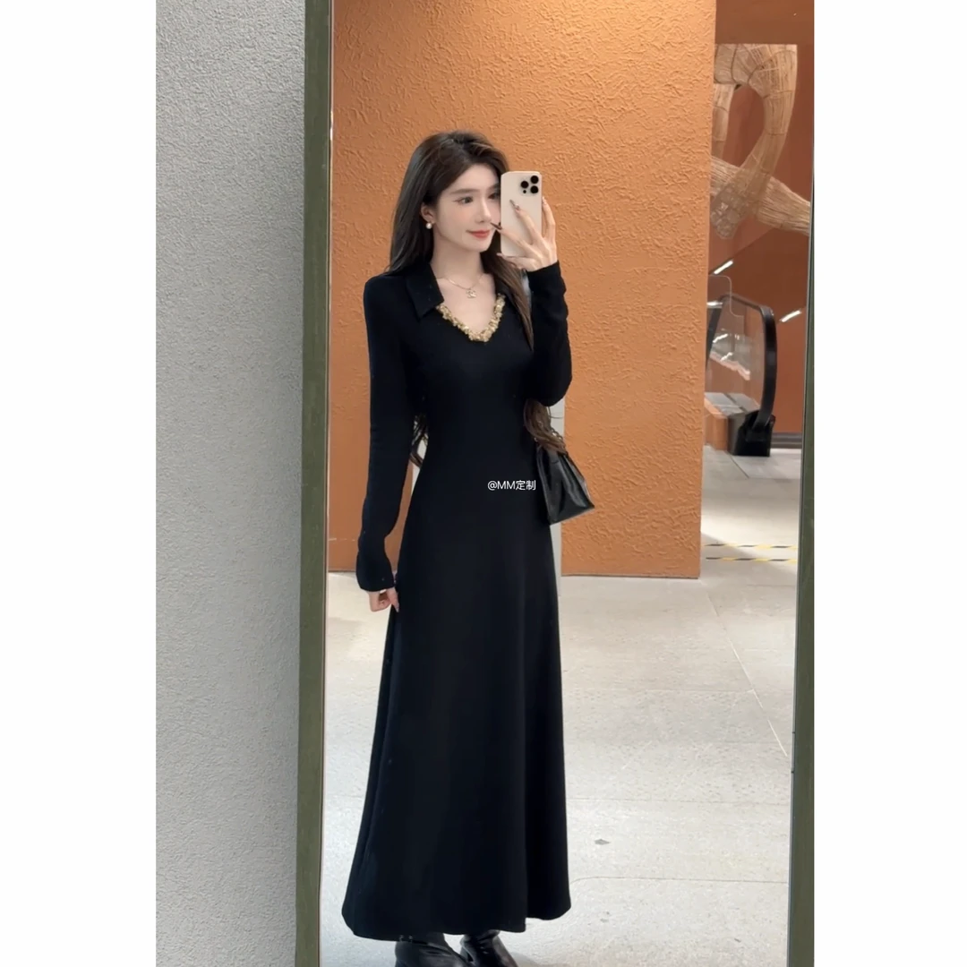 【颜之有理】2024新款冬季黑色设计感重工V领赫本风显瘦长裙A347