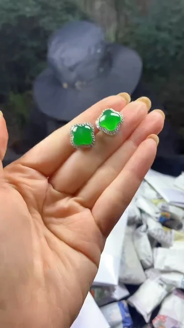 满色吊坠 所见即所得 ！！