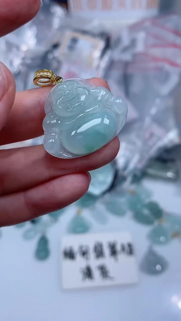 颈饰银S925镶嵌翡翠吊坠