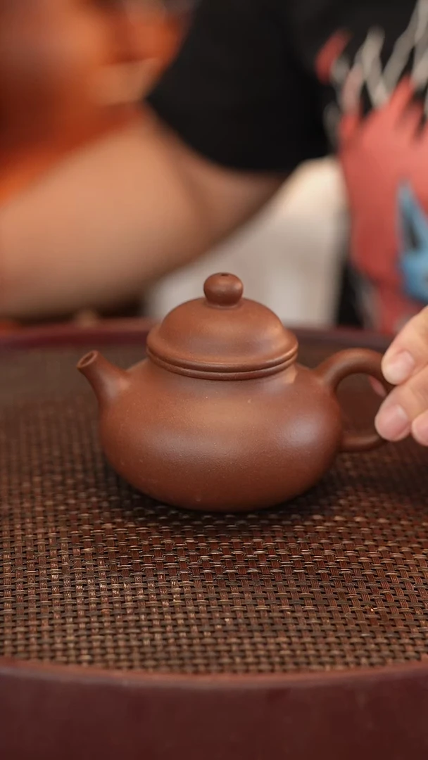 茶壶紫砂容天 紫泥 半手工 200cc