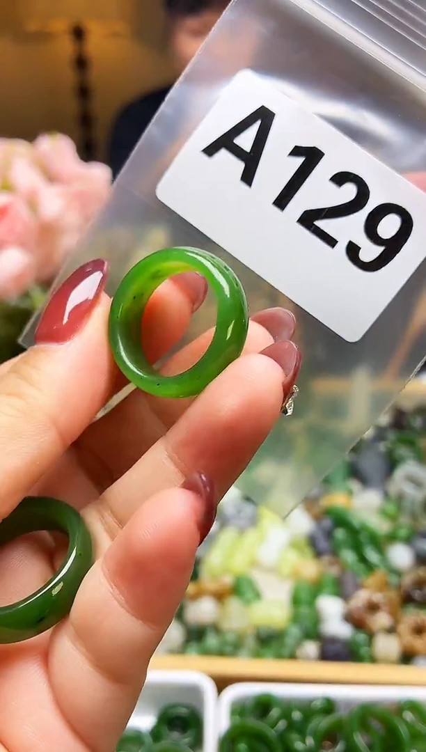 颈饰未镶嵌和田玉20 多样性发一