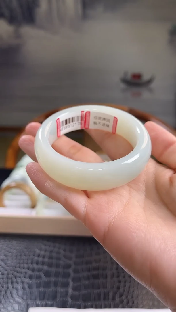 未镶嵌手镯和田玉56+圈口2178