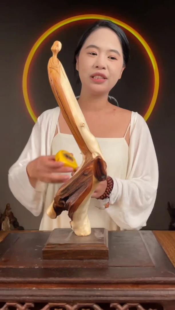 柏木（崖柏）手工摆件,先抢先得! 编号:203