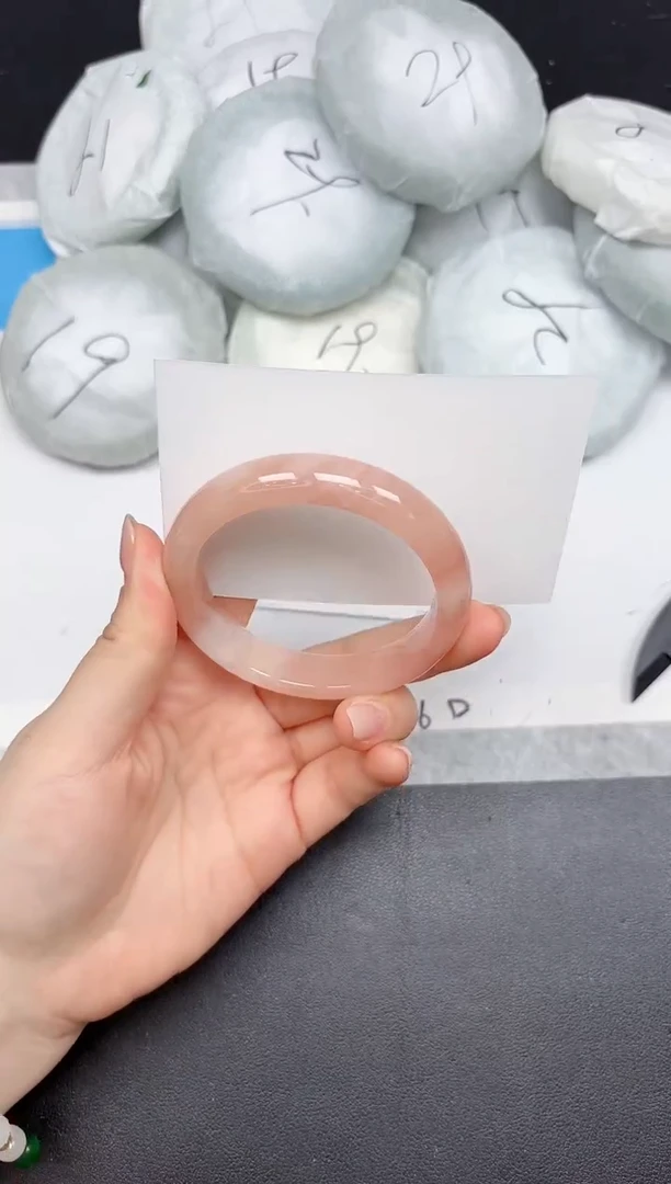 未镶嵌手镯石英质玉A269/52.1