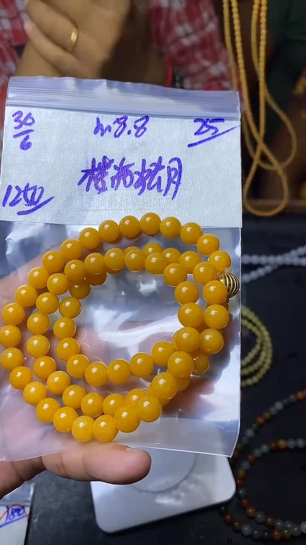 定制翡翠未镶嵌楼**月翡翠毛货抛光拍一发一