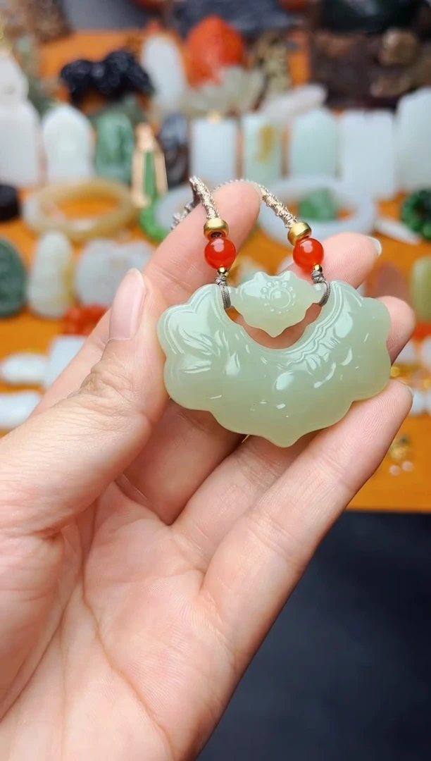 【闪购商品】和田玉颈饰未镶嵌如意锁