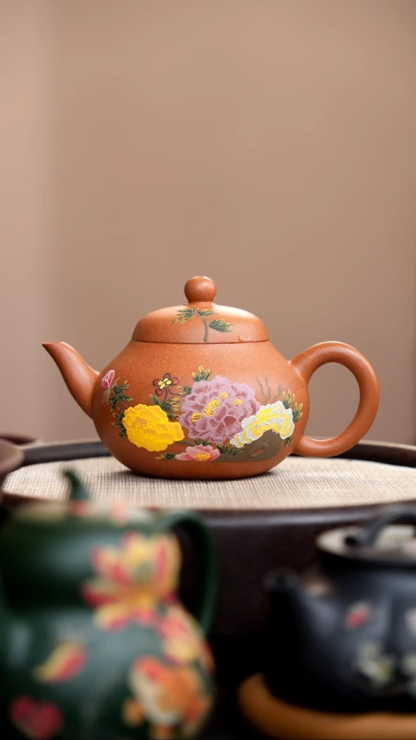 茶壶紫砂金砂段泥梨形泥绘三花003