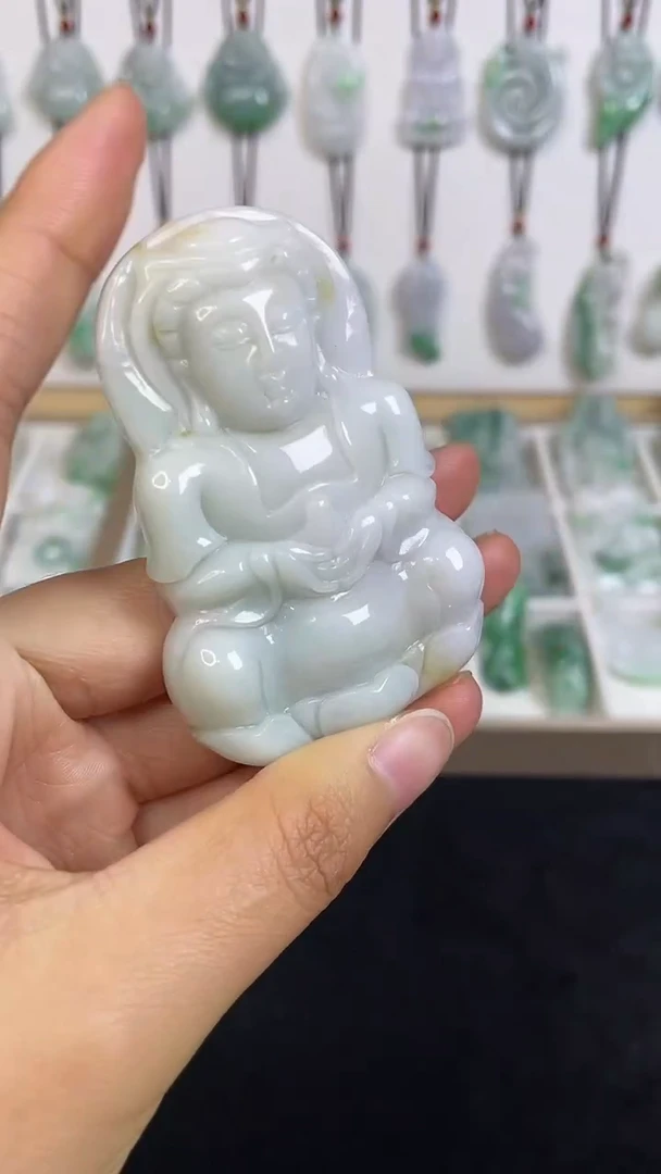 颈饰未镶嵌翡翠1