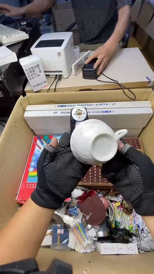 先*二手商品不退不换