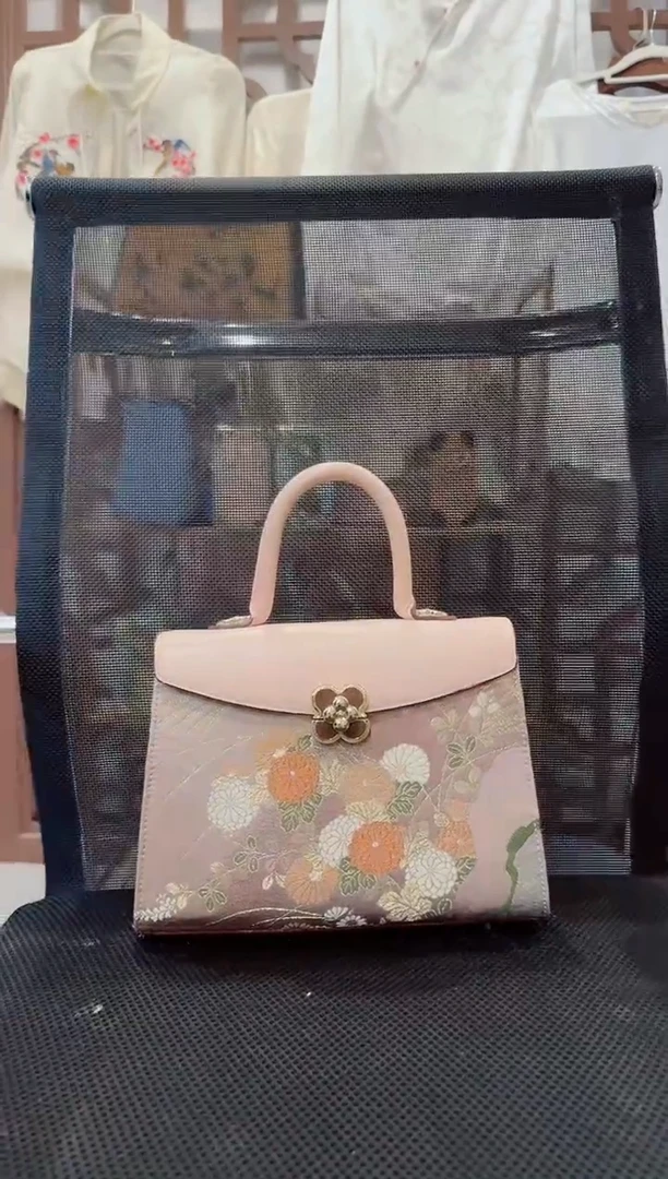 织物【9号清仓福利】头层牛皮 四叶草凯莉