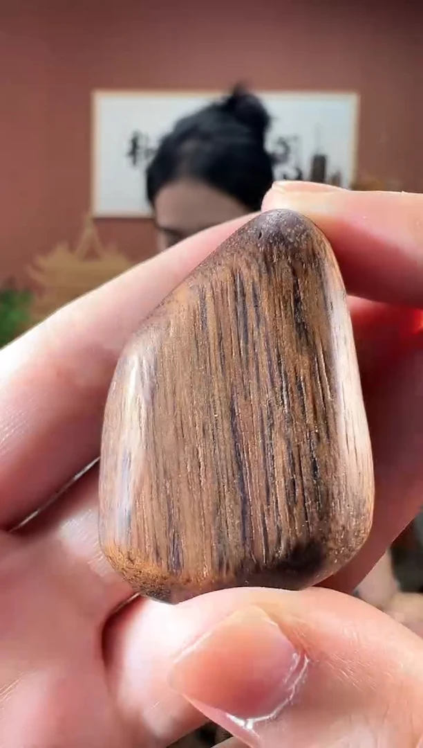 沉香吊坠33号菩萨多样性发一