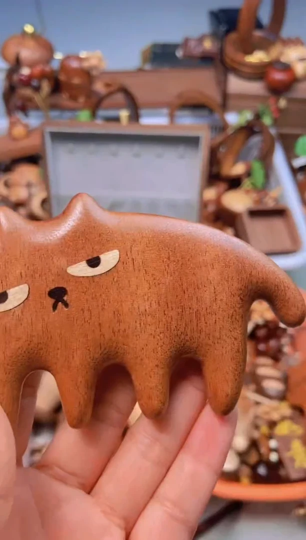 懒猫按摩梳