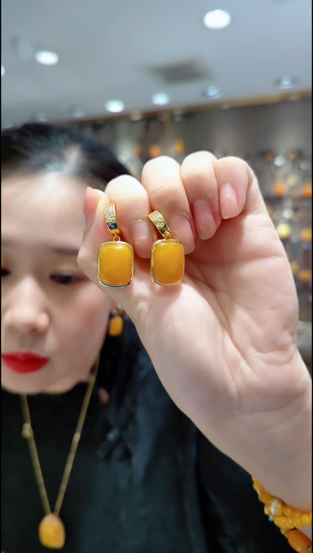 蜜蜡银S925镀金镶嵌珠宝奇石﹣F320蜜蜡耳坠