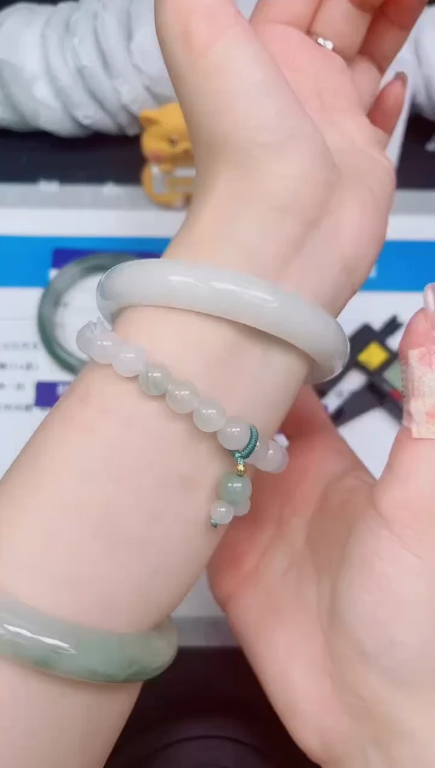 石英质玉手镯未镶嵌212-60.8