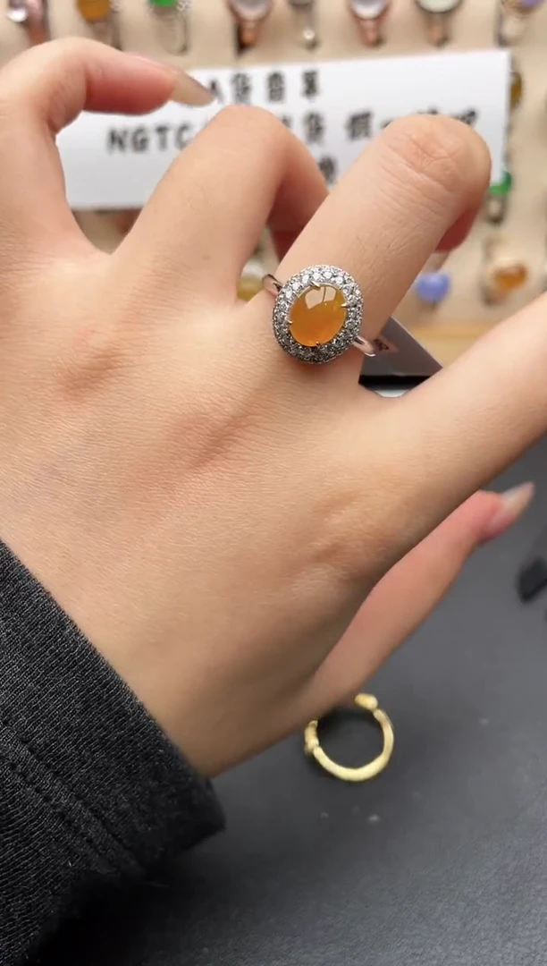 银S925镶嵌戒指翡翠一物一证一礼盒