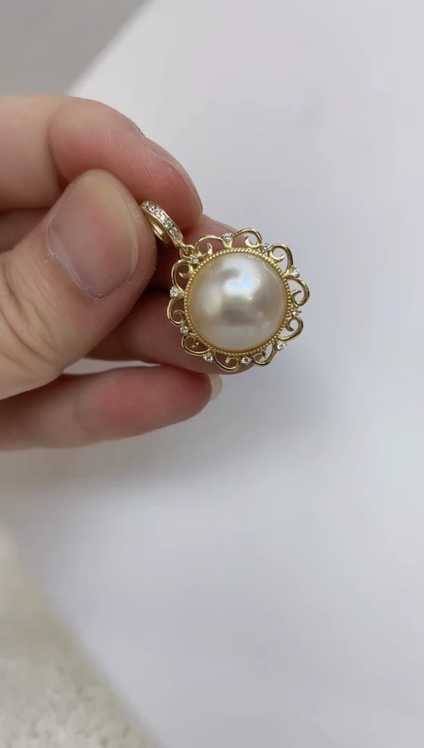 银S925镶嵌拼合珍珠（马贝珠）颈饰