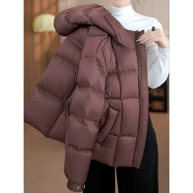 2025冬季新款简约休闲时尚百搭拼接设计保暖羽绒服