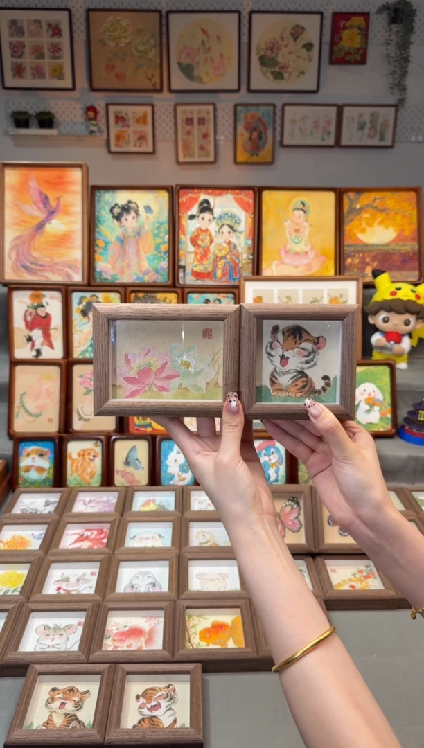 国画双荷花 三虎 一组11