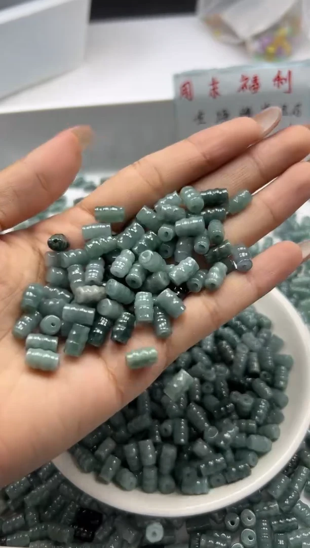 翡翠未镶嵌颈饰w2720翡翠蓝水竹节8*5mm*10颗