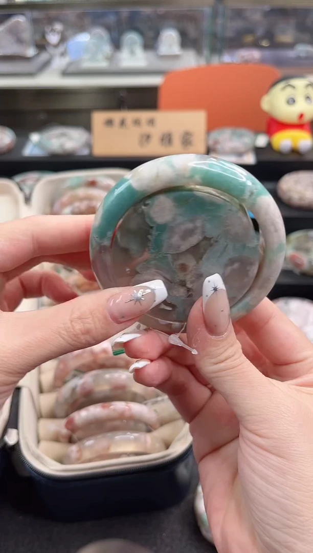 未镶嵌手镯石英质玉尘*丷圈口（赠品镯心）