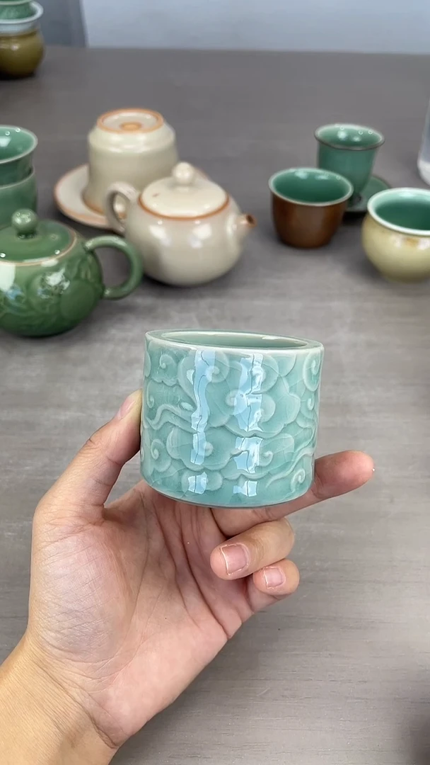 青瓷仓储福利清仓暇