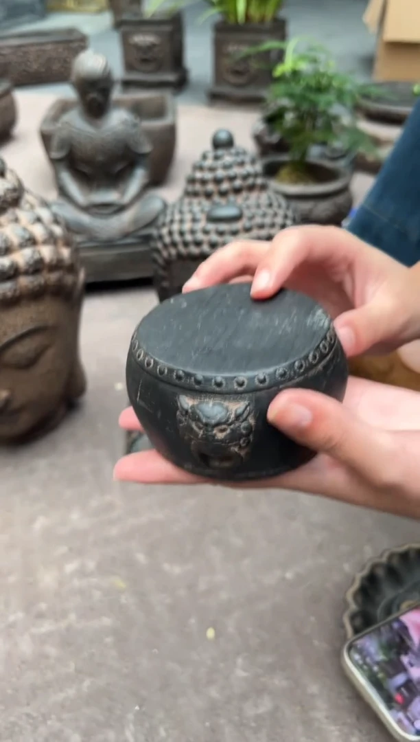 陶土【火山泥】兽头小鼓