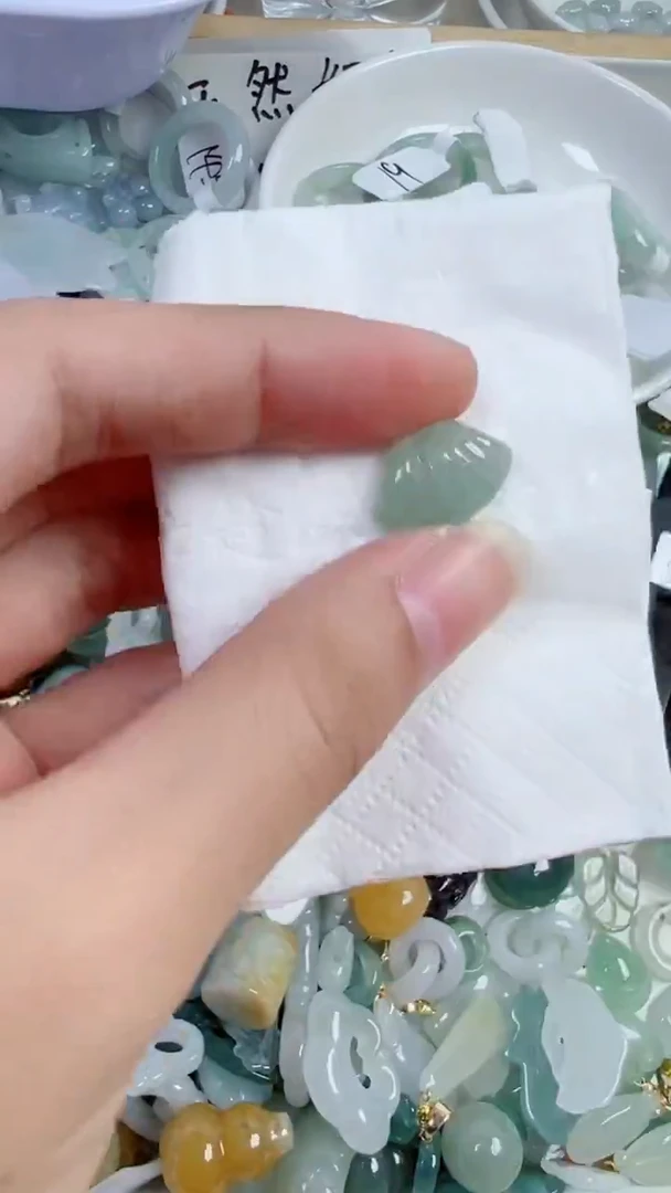 散珠翡翠352号链接，A货翡翠