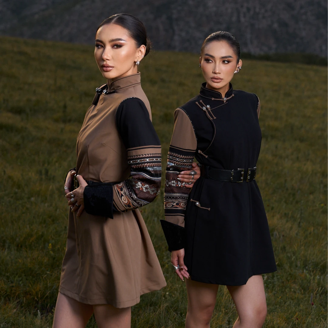 【黛尔玛精品服饰2】设计师新款重工花边拼接中长外套D9061