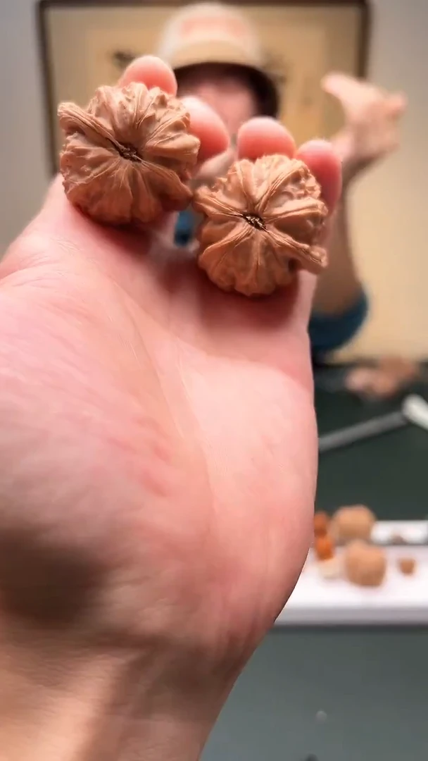 把件文玩核桃38mm+ 白狮子 1对 17号