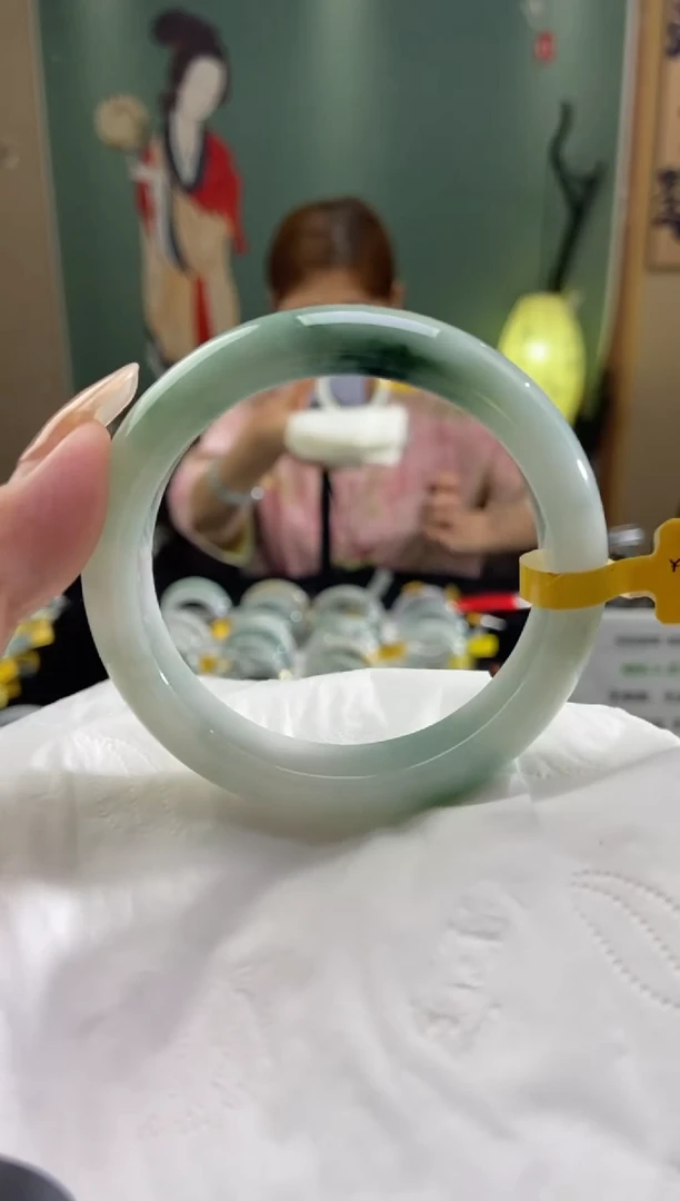 翡翠手镯未镶嵌56圈口x