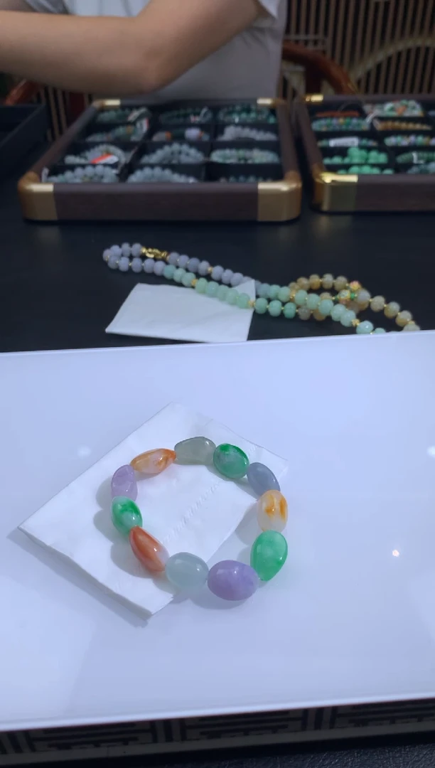 未镶嵌定制翡翠灵*翡翠