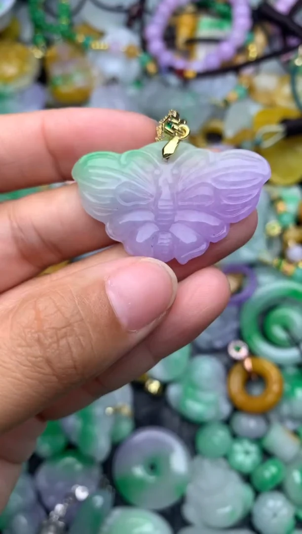 颈饰未镶嵌翡翠缅甸翡翠吊坠