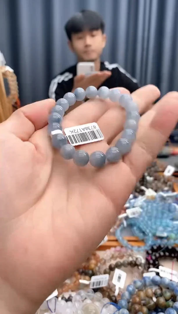 水晶手链未镶嵌神****嘟蓝兔毛