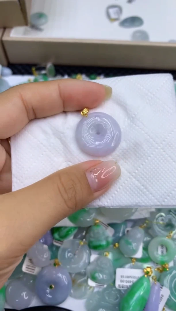 颈饰未镶嵌翡翠天然缅甸A货翡翠