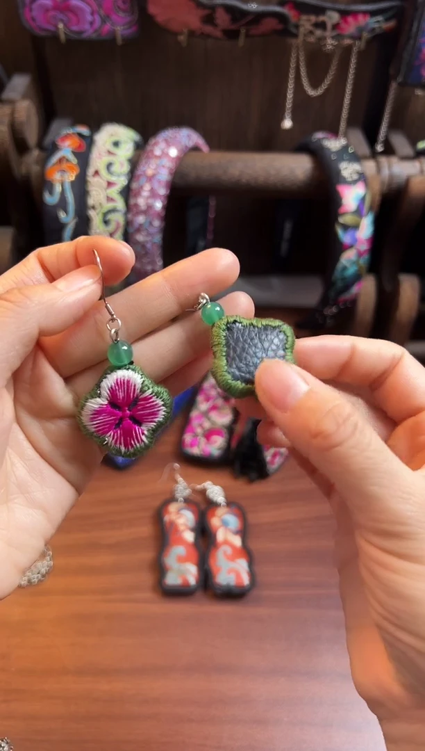 【闪购商品】刺绣秋秋手工刺绣耳坠