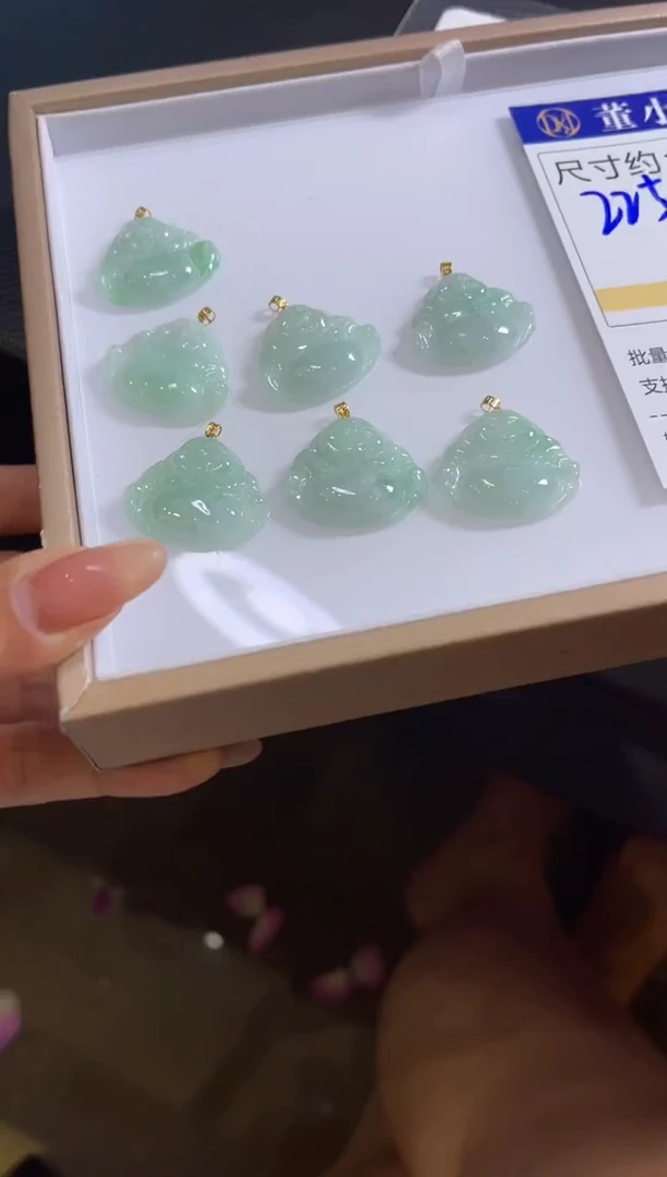 颈饰18K金镶嵌翡翠D324多样性发一件/配绳子