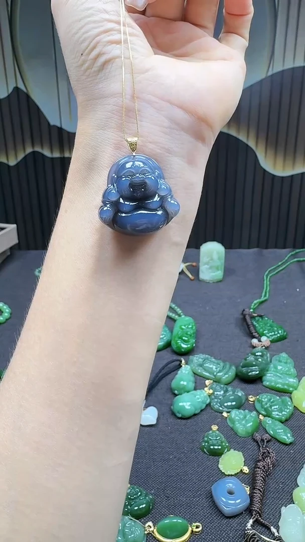 和田玉18K金镶嵌挂件1