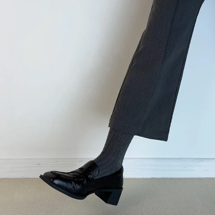 2025新款春秋复古通勤方头粗跟乐福鞋女一脚蹬小皮鞋黑色中跟单鞋