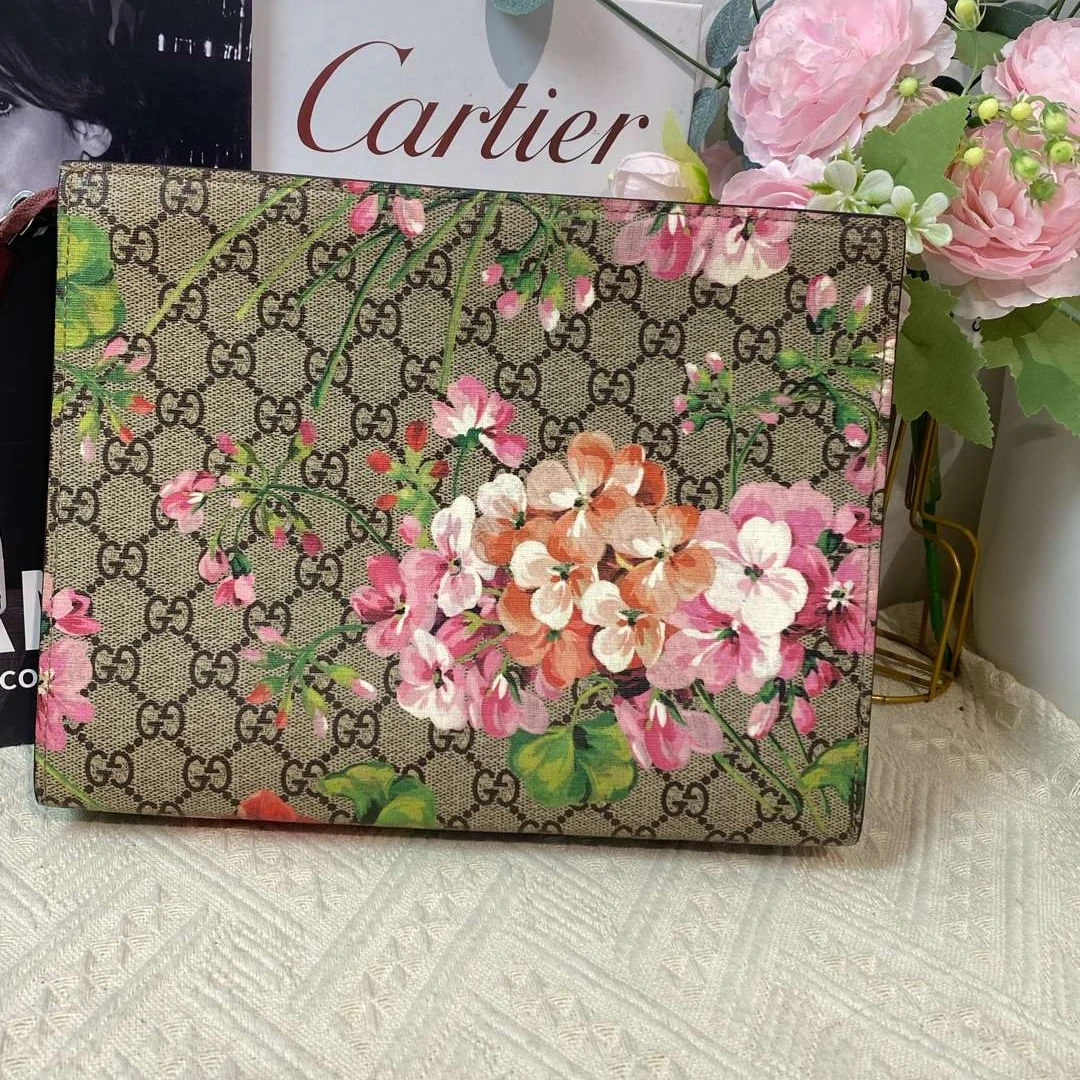 95新 GUCCI/古驰 古驰花卉26洗漱包 手拿包 11877209女包