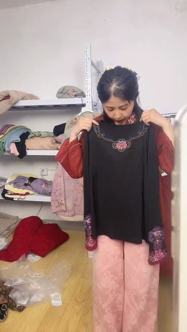 闪电购女装黑色打底