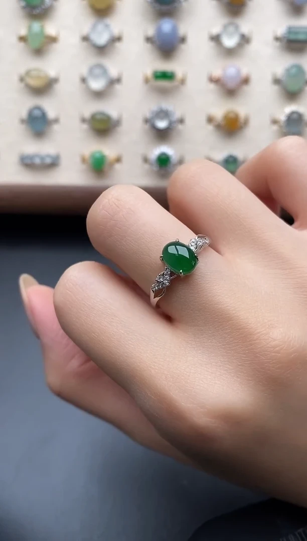 银S925镶嵌戒指翡翠一物一证一礼盒