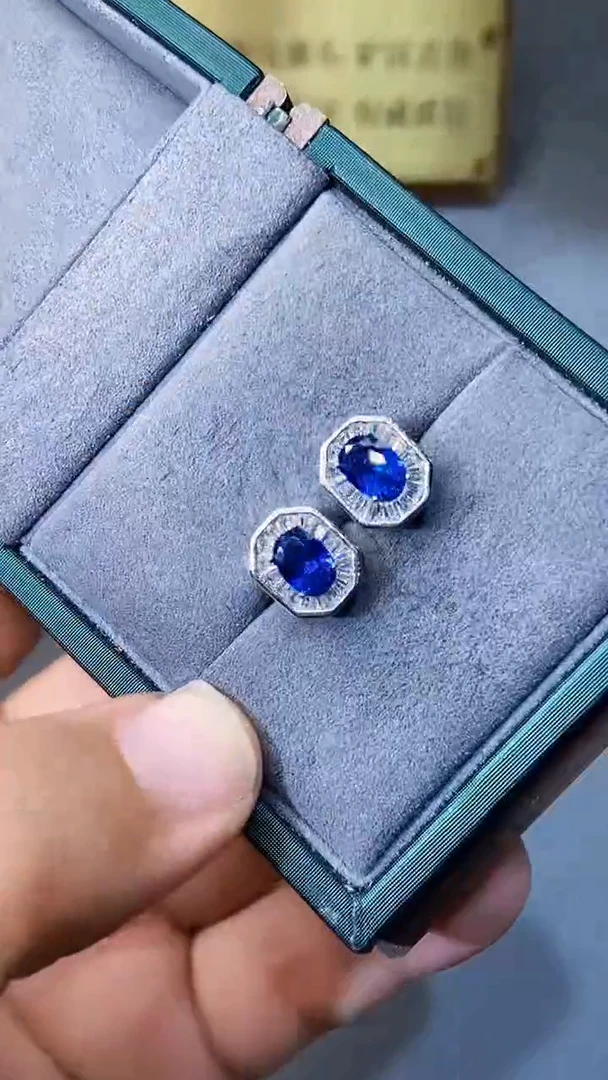 【闪购商品】蓝宝石耳饰银S925镶嵌354