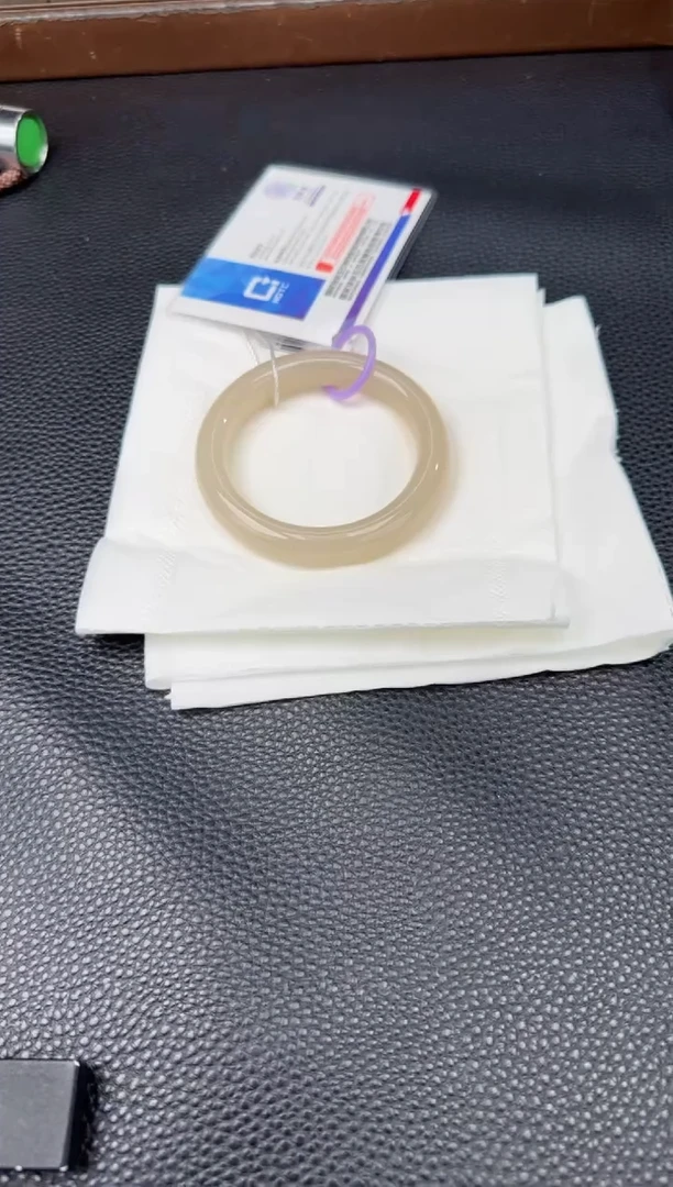 颈饰未镶嵌和田玉藕粉正装手镯53-57