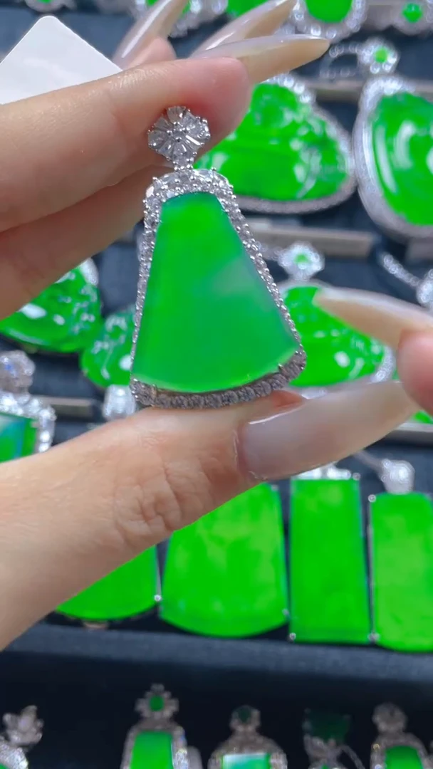 颈饰银S925镶嵌翡翠11