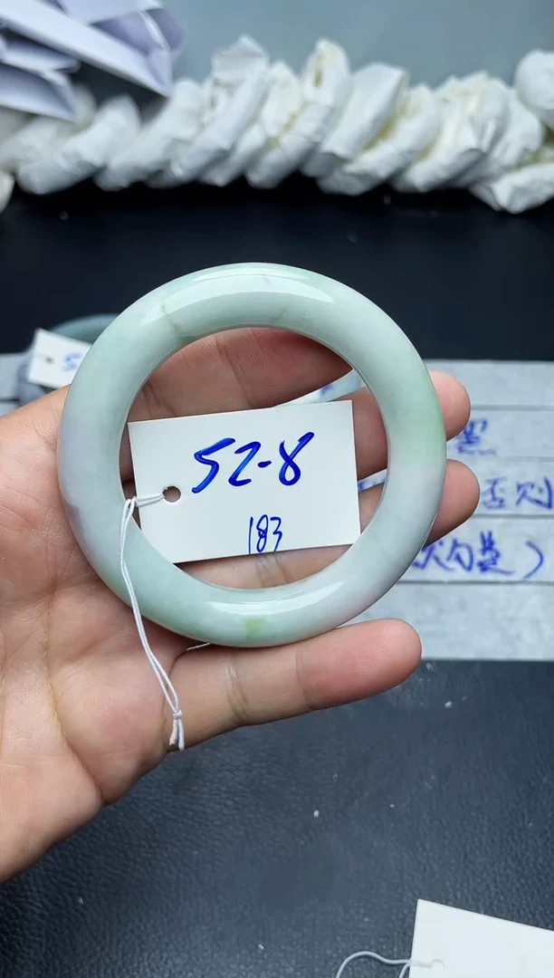 未镶嵌手镯翡翠183