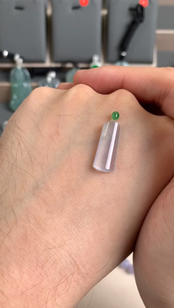 未镶嵌定制翡翠裸玉