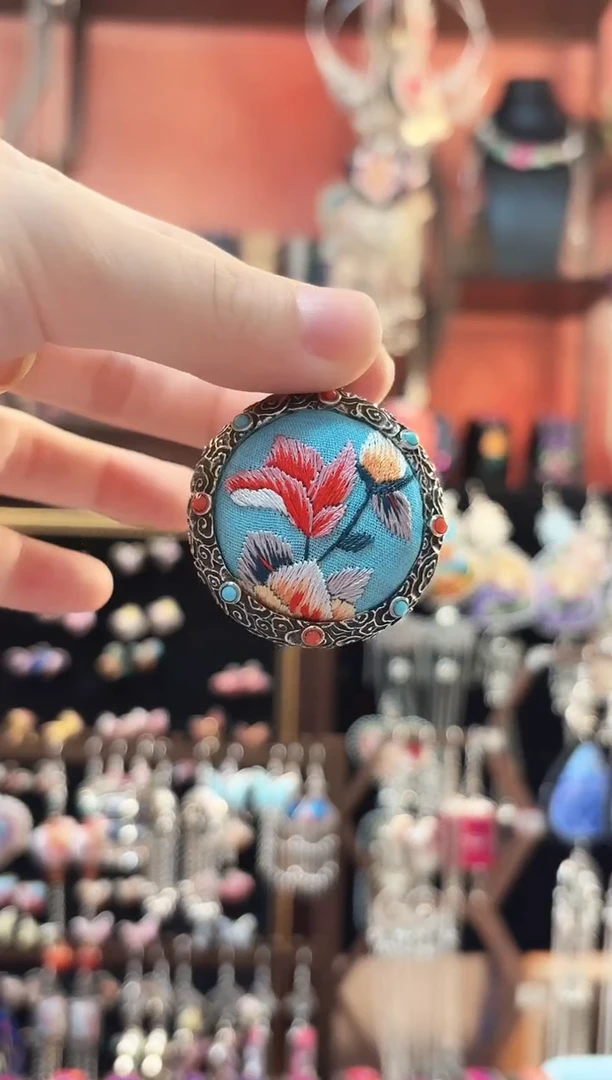 织绣 云织谣民族风精美饰品   36